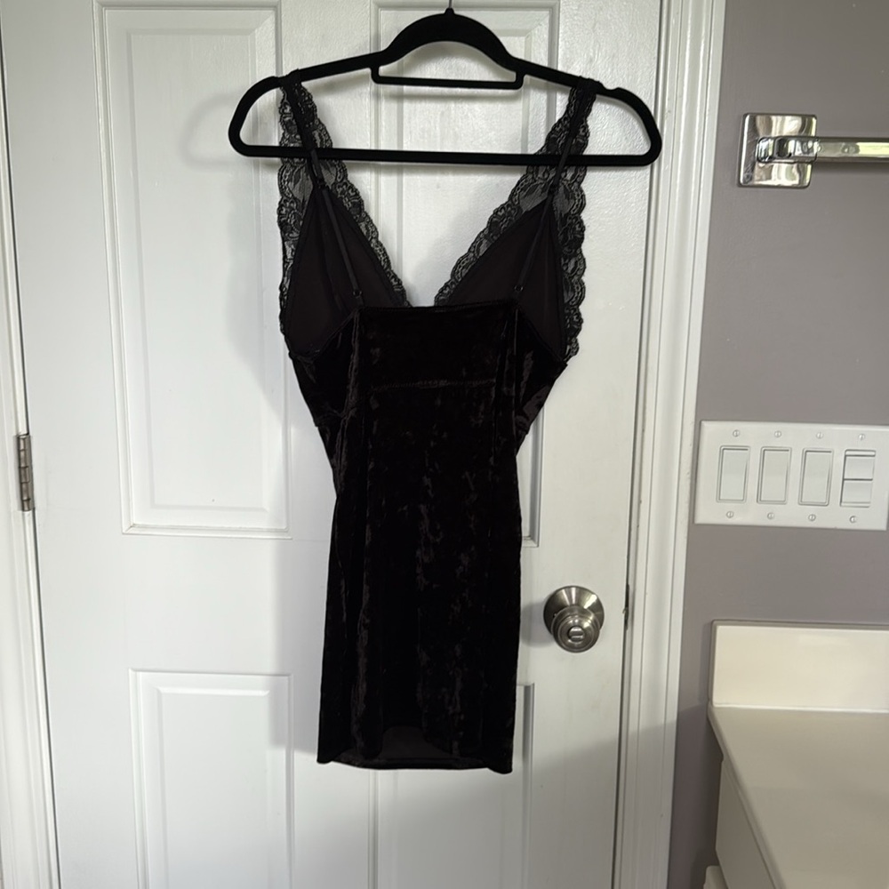 Intimately Free People Viper Velvet Bodycon Dress Black Lace Detail - Picture 6 of 7